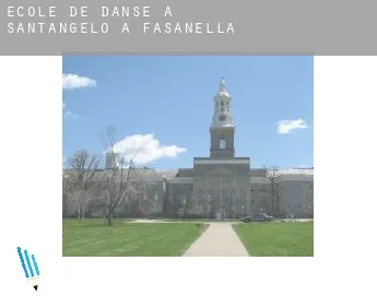 École de danse à  Sant'Angelo a Fasanella