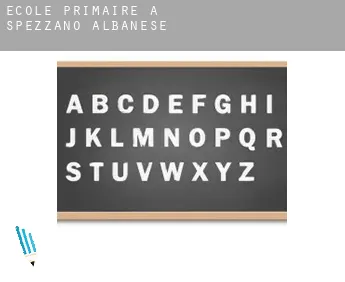 École primaire à  Spezzano Albanese