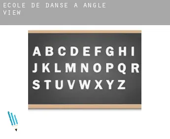 École de danse à  Angle View