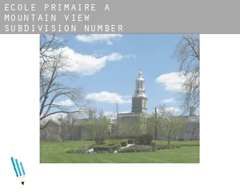 École primaire à  Mountain View Subdivision Number 11