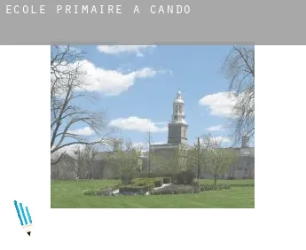 École primaire à  Cando