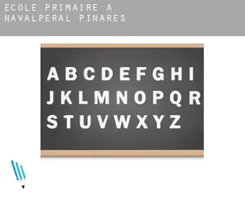 École primaire à Navalperal de Pinares
